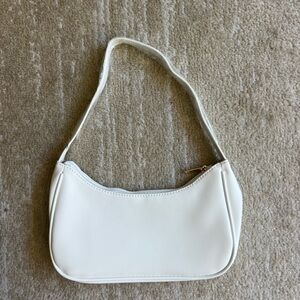 Elegant White Shoulder Bag